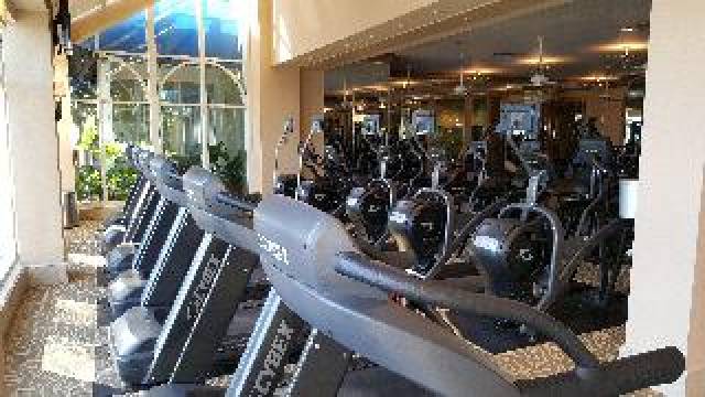 Desportos y Entretenimento