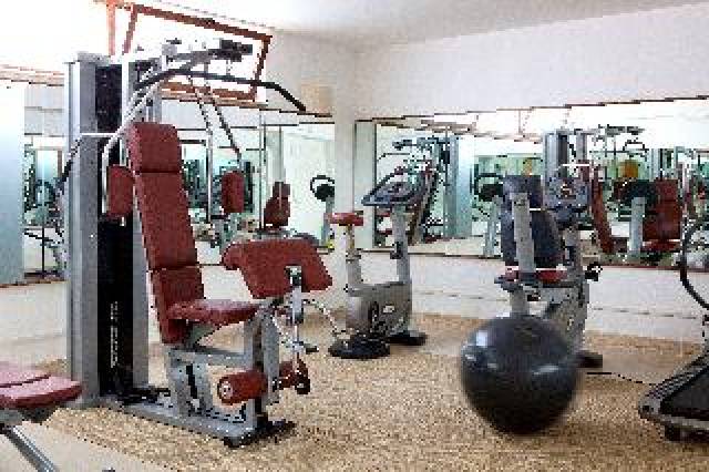 Desportos y Entretenimento