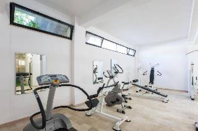 Desportos y Entretenimento
