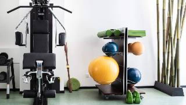 Desportos y Entretenimento