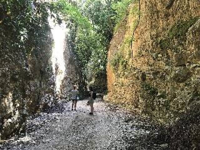 Desportos y Entretenimento