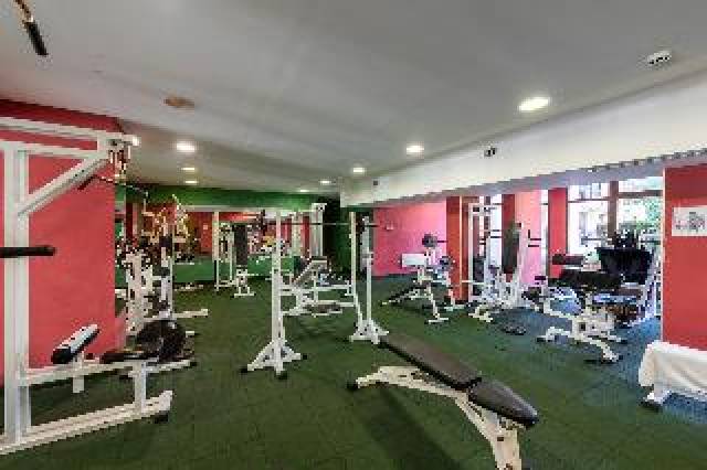 Desportos y Entretenimento