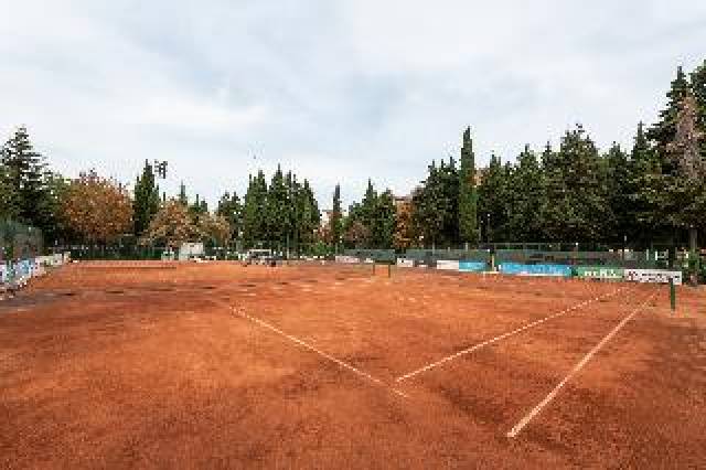 Desportos y Entretenimento