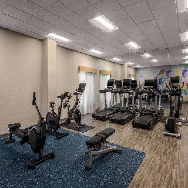 Desportos y Entretenimento