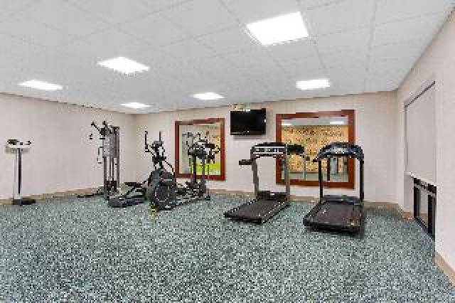Desportos y Entretenimento
