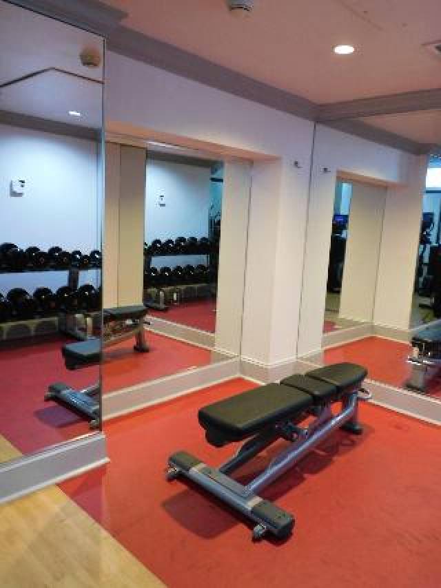 Desportos y Entretenimento