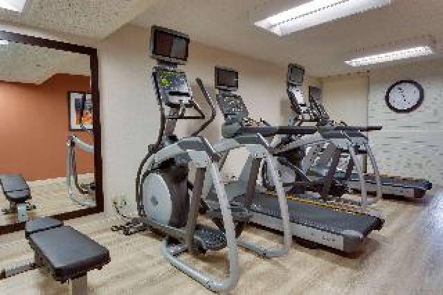 Desportos y Entretenimento