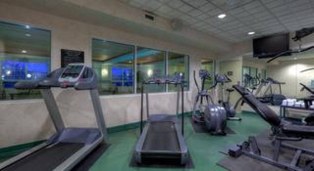 Desportos y Entretenimento