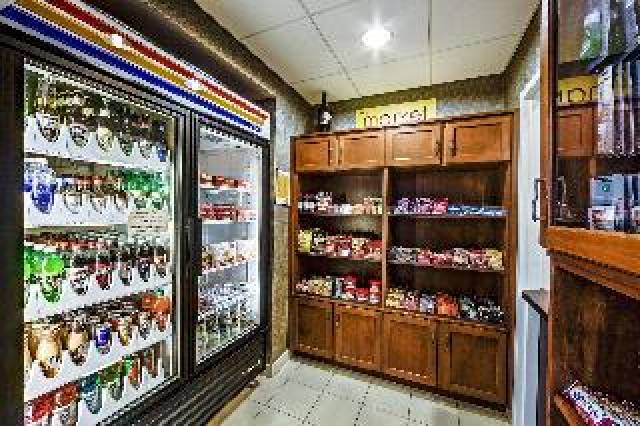 Desportos y Entretenimento