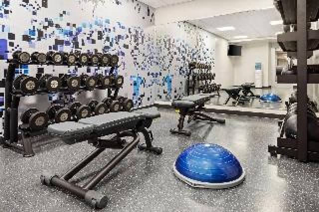Desportos y Entretenimento