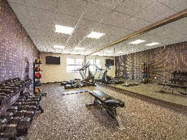 Desportos y Entretenimento