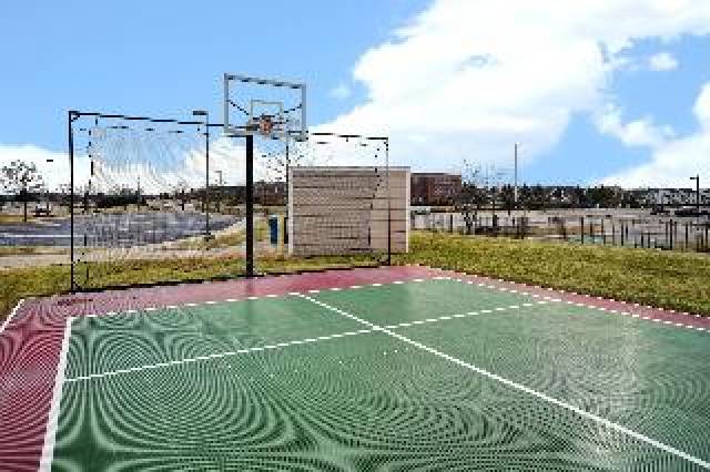 Desportos y Entretenimento