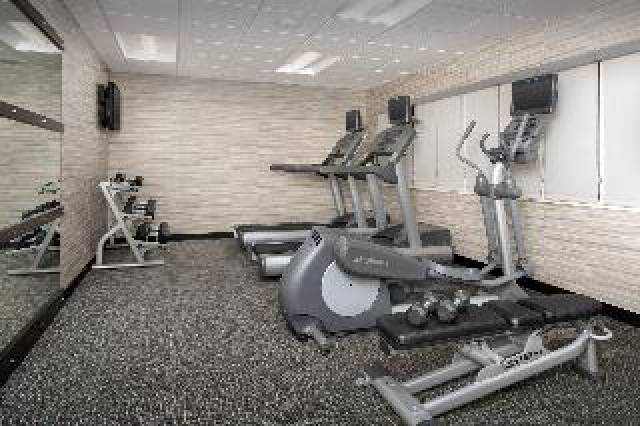 Desportos y Entretenimento