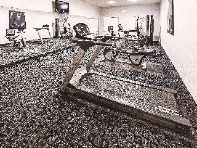 Desportos y Entretenimento