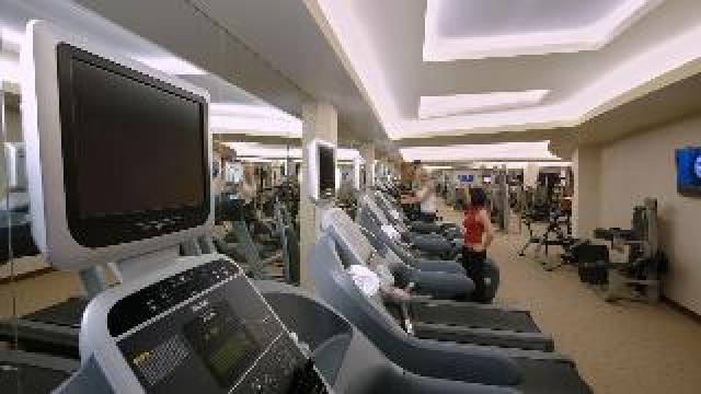 Desportos y Entretenimento