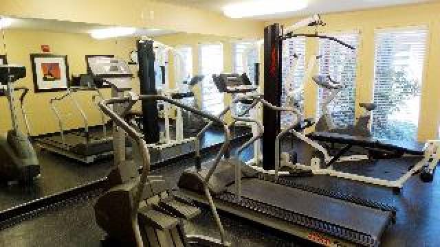 Desportos y Entretenimento
