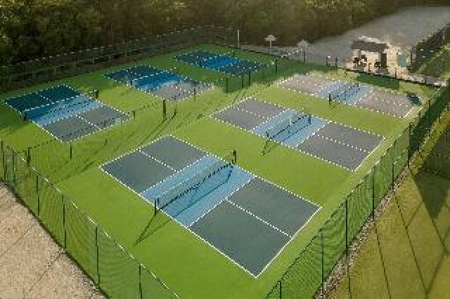 Desportos y Entretenimento