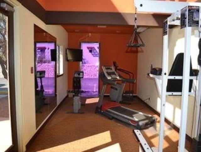 Desportos y Entretenimento