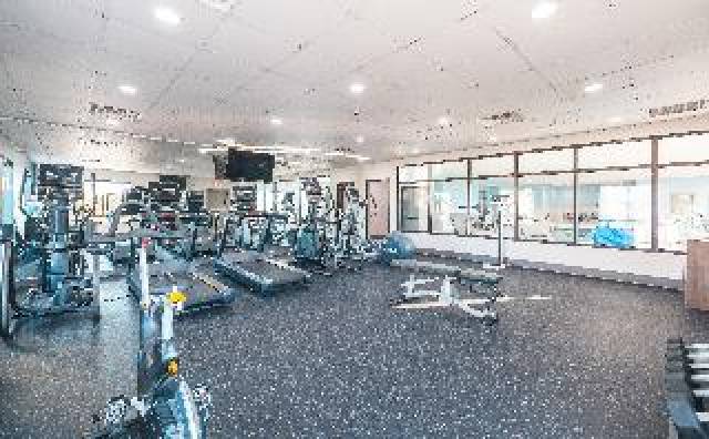 Desportos y Entretenimento
