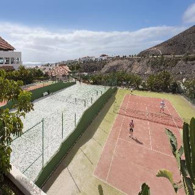 Desportos y Entretenimento