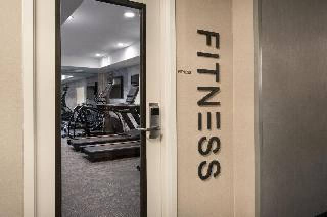 Desportos y Entretenimento
