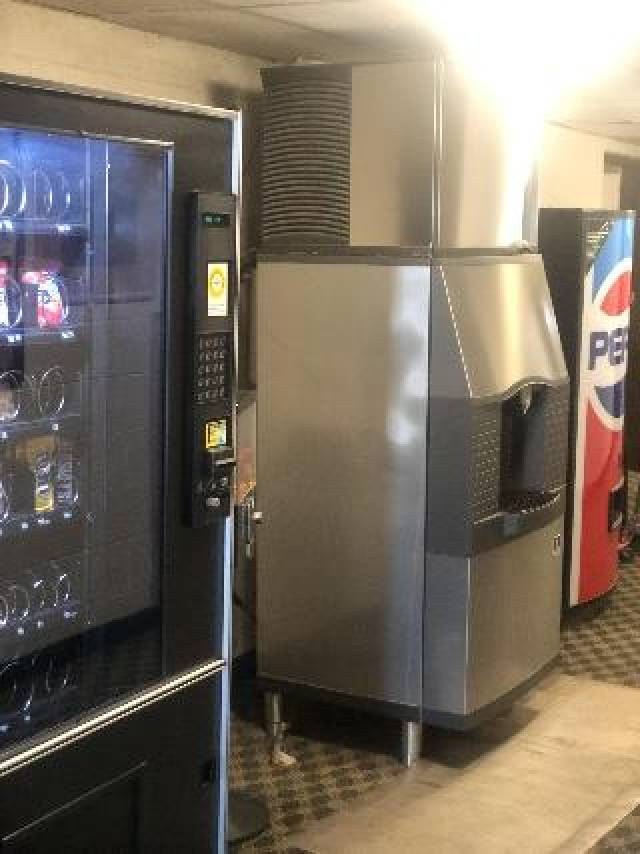 Desportos y Entretenimento