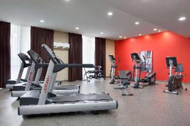 Desportos y Entretenimento
