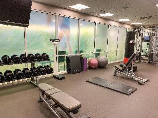 Desportos y Entretenimento