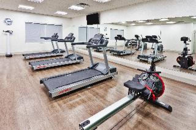 Desportos y Entretenimento