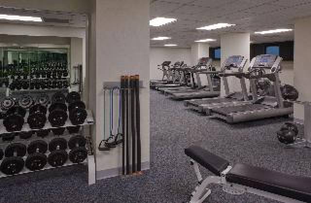 Desportos y Entretenimento