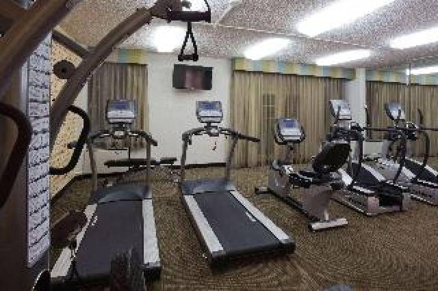 Desportos y Entretenimento