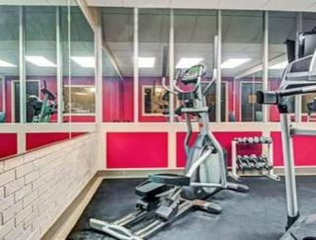 Desportos y Entretenimento