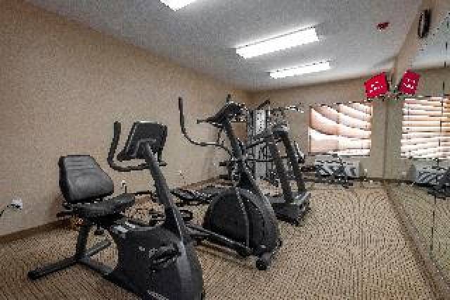 Desportos y Entretenimento