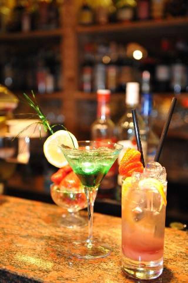 Bar