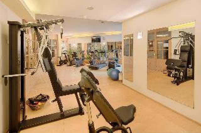 Desportos y Entretenimento