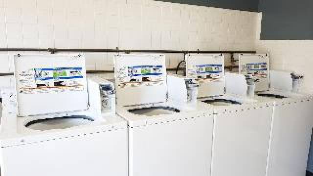 Desportos y Entretenimento