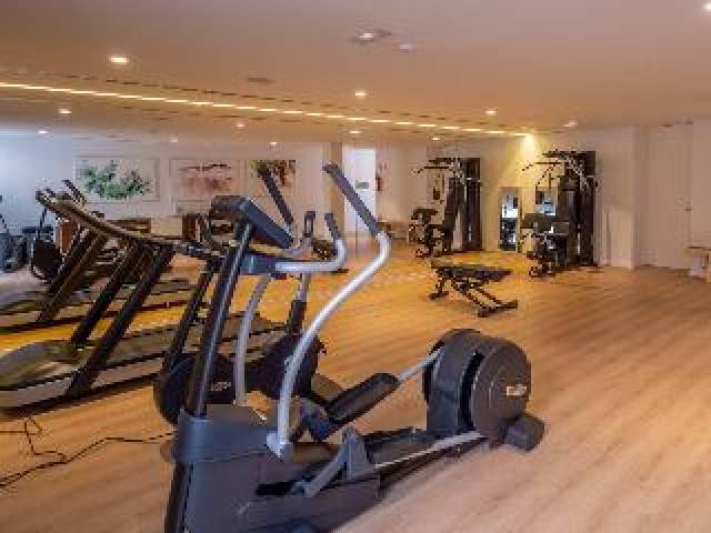 Desportos y Entretenimento