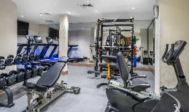 Desportos y Entretenimento