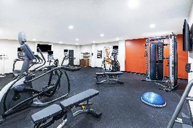Desportos y Entretenimento