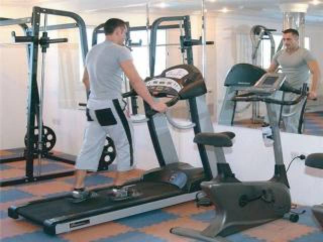 Desportos y Entretenimento