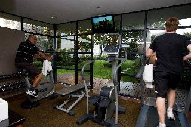 Desportos y Entretenimento
