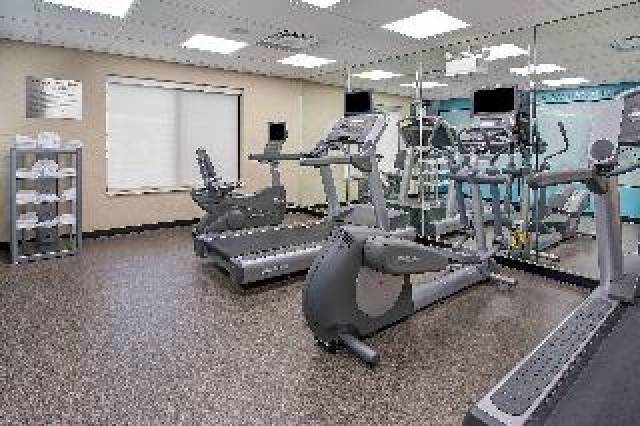 Desportos y Entretenimento