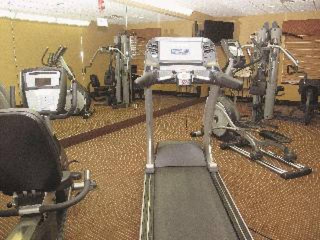 Desportos y Entretenimento