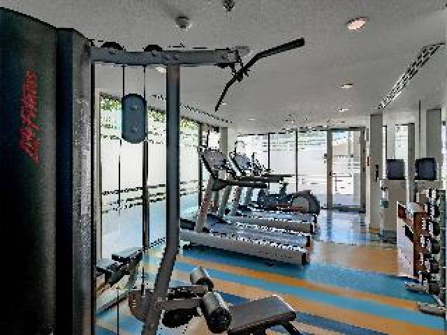 Desportos y Entretenimento
