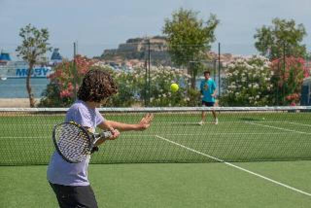Desportos y Entretenimento
