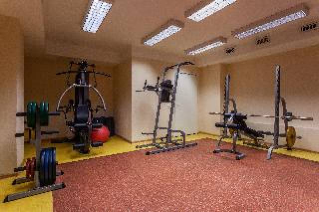 Desportos y Entretenimento