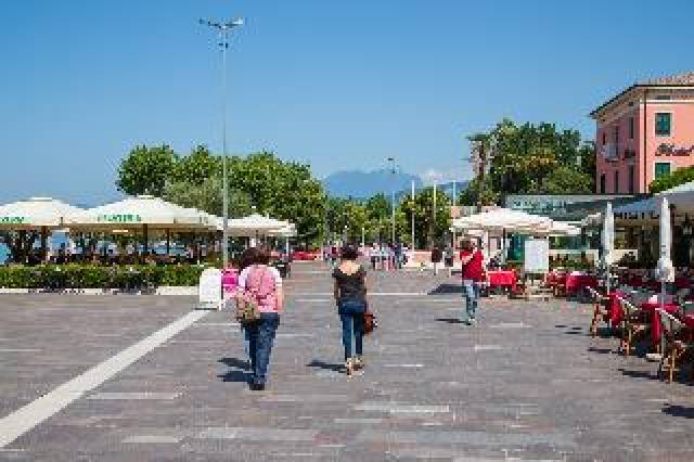 Desportos y Entretenimento