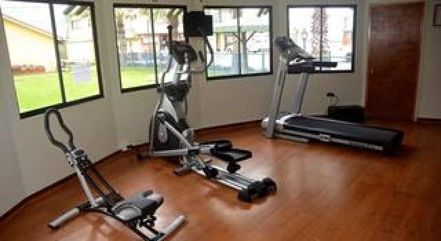 Desportos y Entretenimento