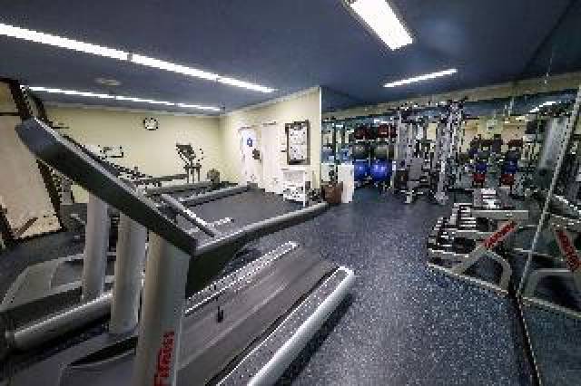 Desportos y Entretenimento