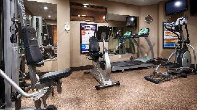Desportos y Entretenimento